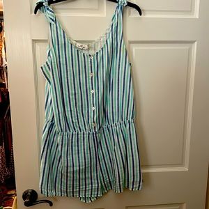 Cute Summer Romper! Vineyard Vines!